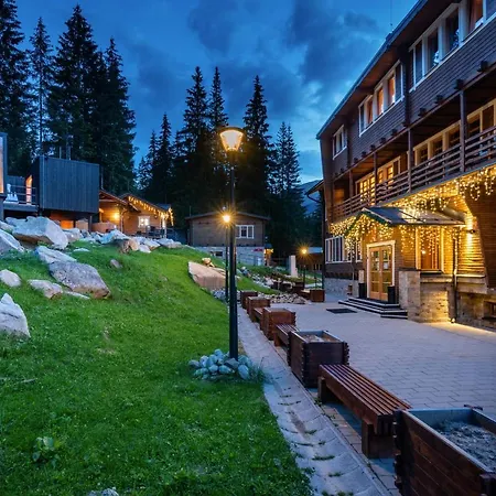 Bjoernson & Bjoernson Tree Jasna Hotel