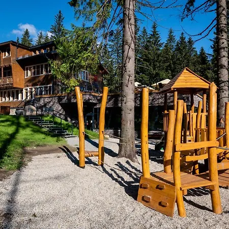 Hotel Bjoernson & Bjoernson Tree Jasna 3*