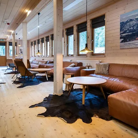 Bjoernson Jasna & Bjoernson Tree Hotel 3*