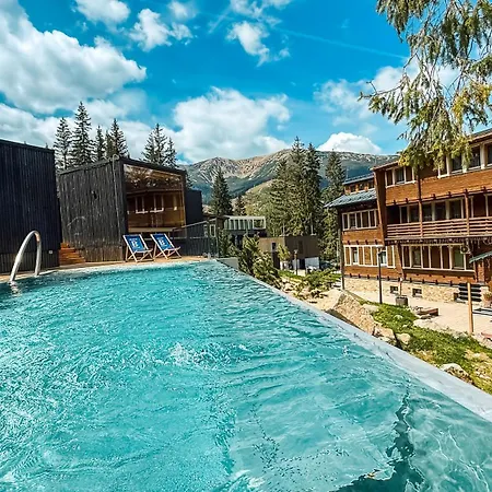 Bjoernson & Bjoernson Tree Jasna Hotel