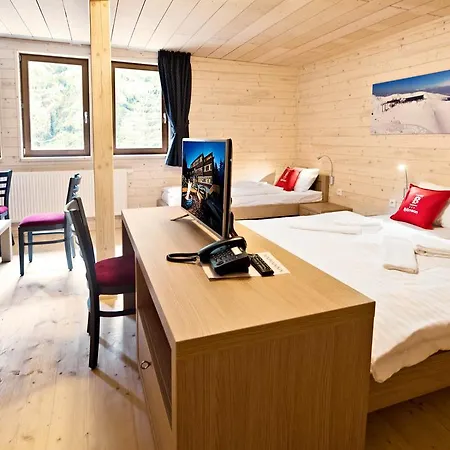 Bjoernson & Bjoernson Tree Jasna 3* 迪马诺卡多林纳