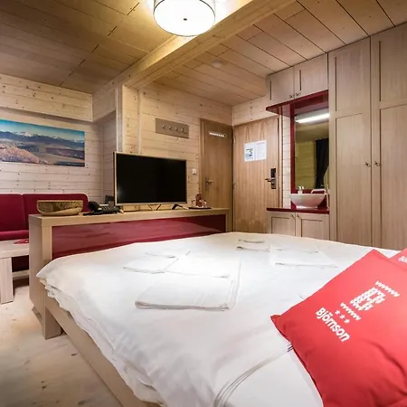 Bjoernson & Bjoernson Tree Jasna Hotel